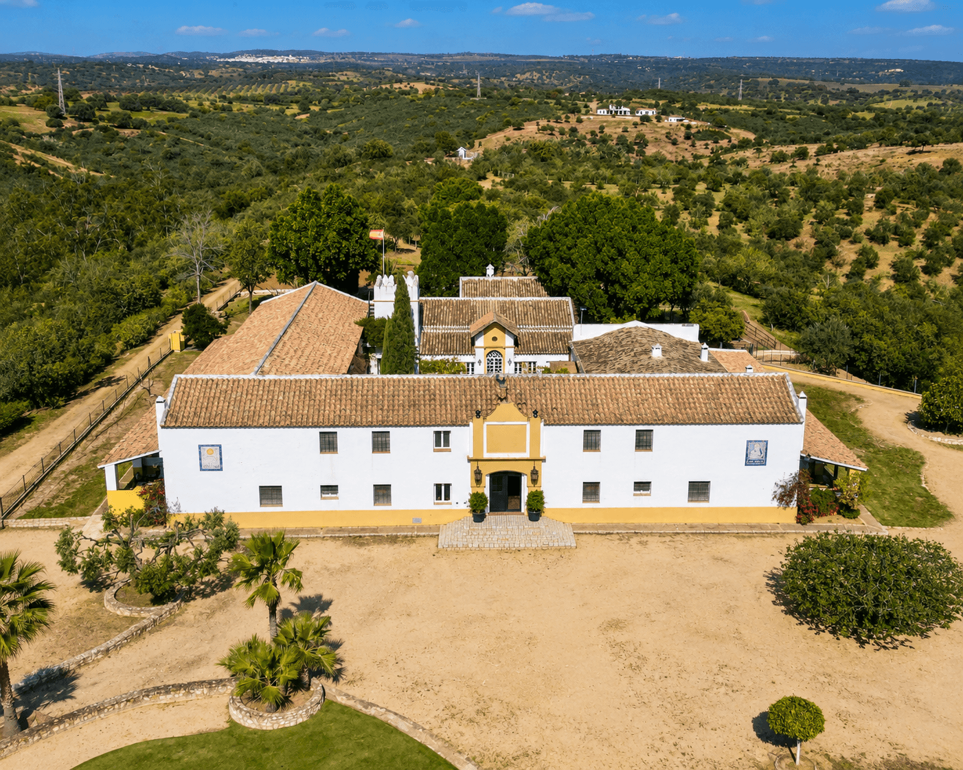 Luxury Country Estate & 7 Houses