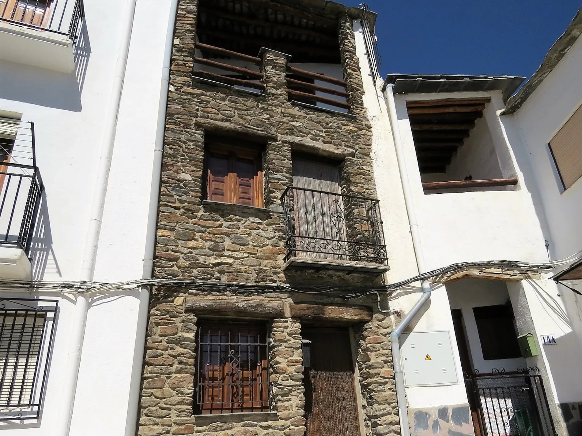 Ein bezauberndes Stadthaus mit Steinfassade